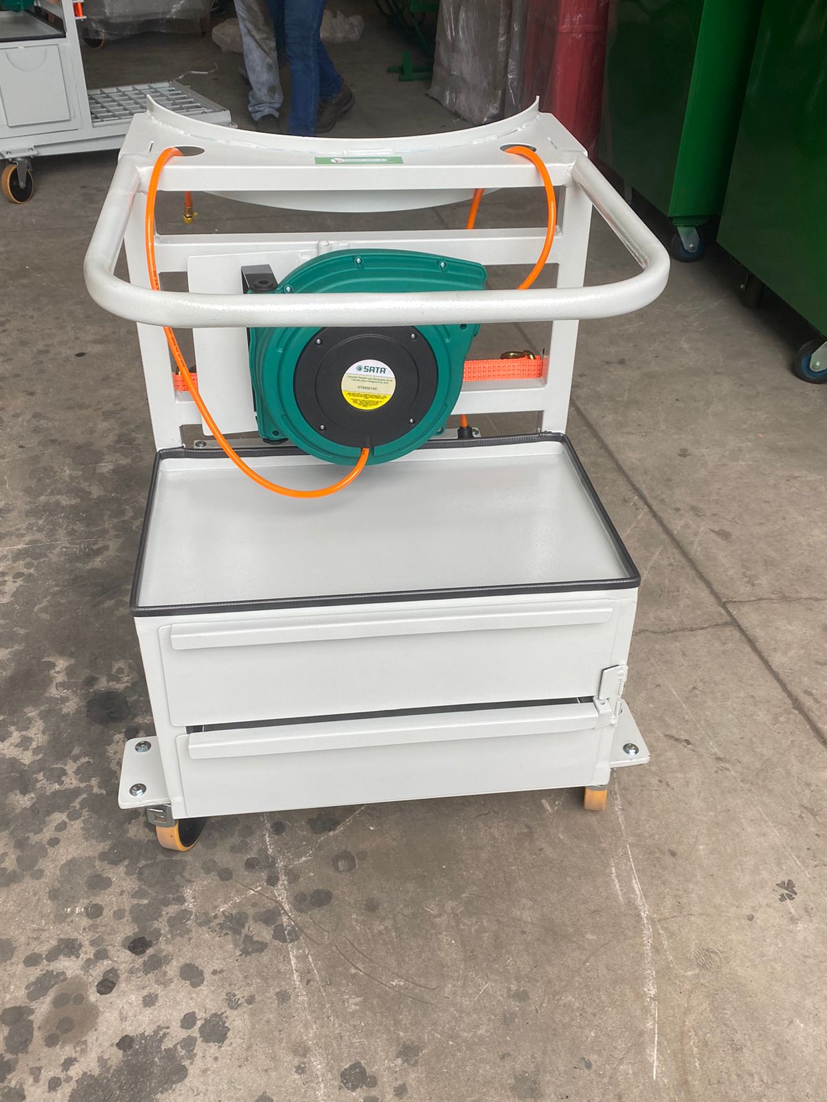 Carrinho para Tambor de Óleo Scania